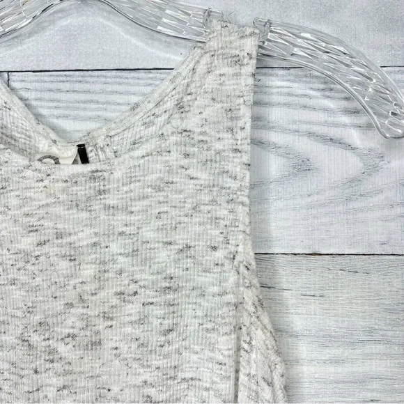 🍭 Akemi + Kim Lace Up Tank - Picture 5 of 8